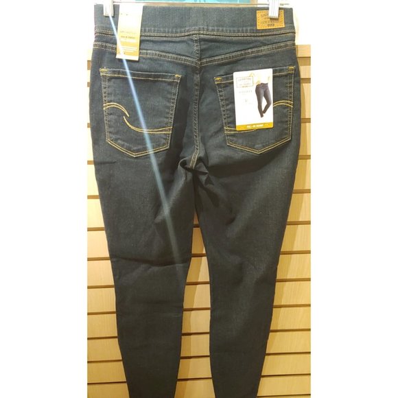 Levi's Signature Gold Ladies' Pull-on Jeans - Picture 5 of 8